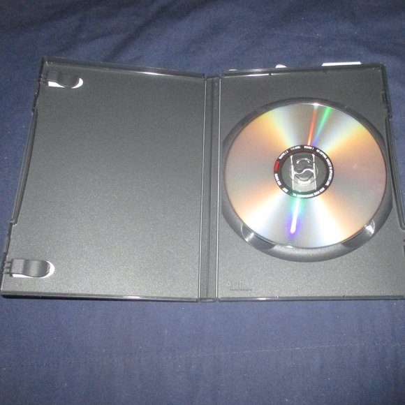 Red Dawn (DVD, 1998, MGM Entertainment) - Picture 2 of 3